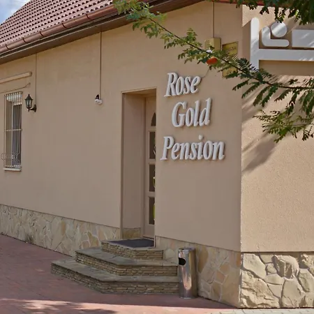 Rose Gold Panzio Bed & Breakfast