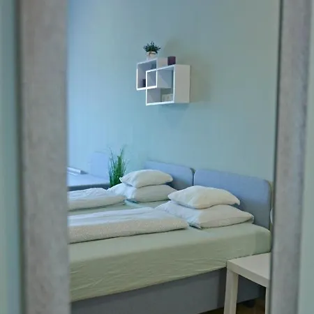 Rose Gold Panzio Bed & Breakfast